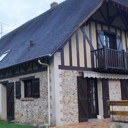 Maison Au Calme A La Campagne Saint-Pierre-de-Bailleul ภายนอก รูปภาพ